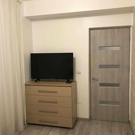 Modern & Elegant Apartament Craiova Bagian luar foto